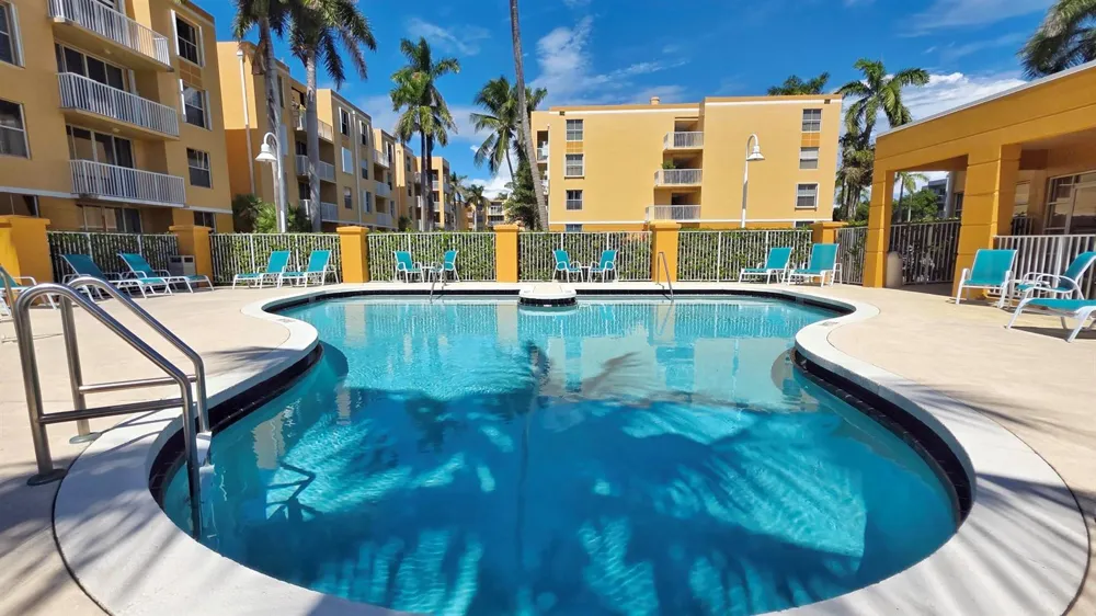 1341 SE 3rd Avenue #307 Dania Beach, FL 33004
