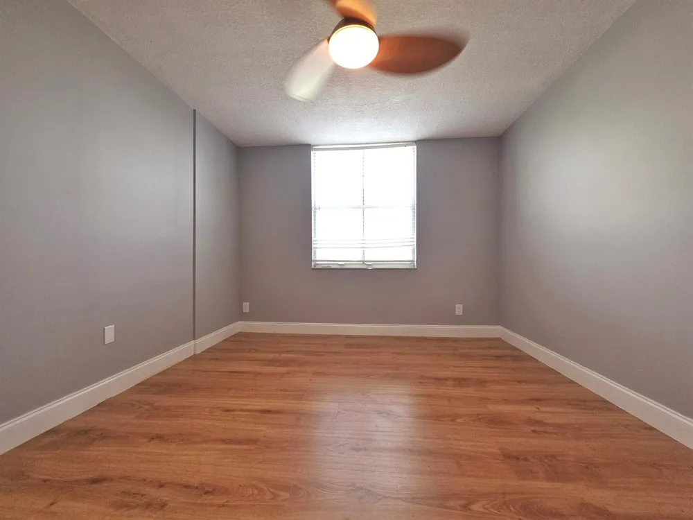 1341 SE 3rd Avenue #307 Dania Beach, FL 33004