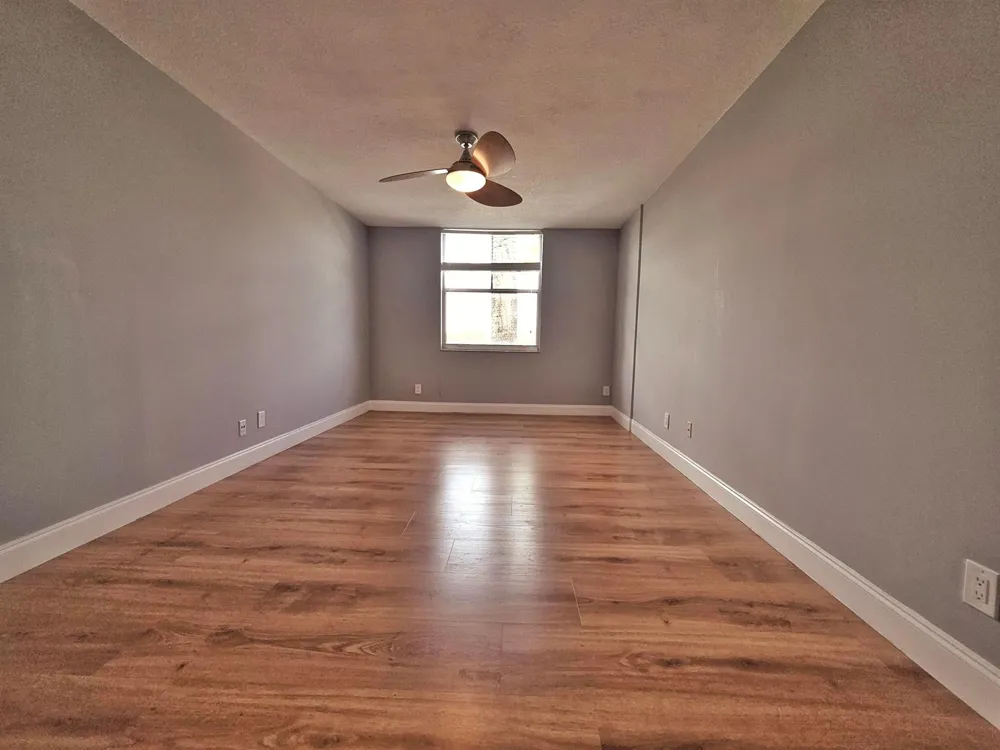 1341 SE 3rd Avenue #307 Dania Beach, FL 33004