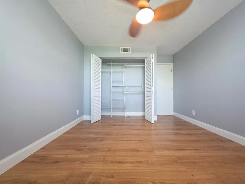 1341 SE 3rd Avenue #307 Dania Beach, FL 33004