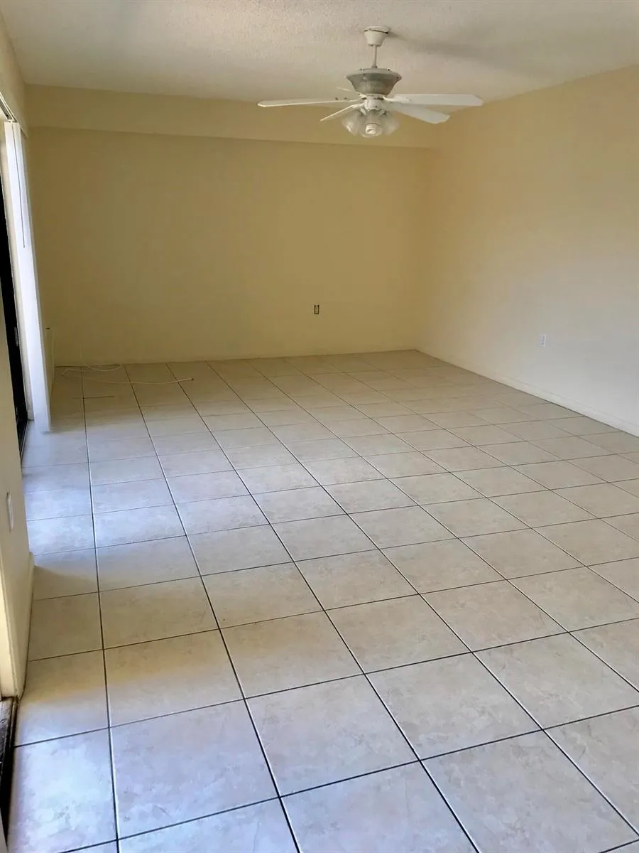 3719 37TH WAY West Palm Beach, FL 33407