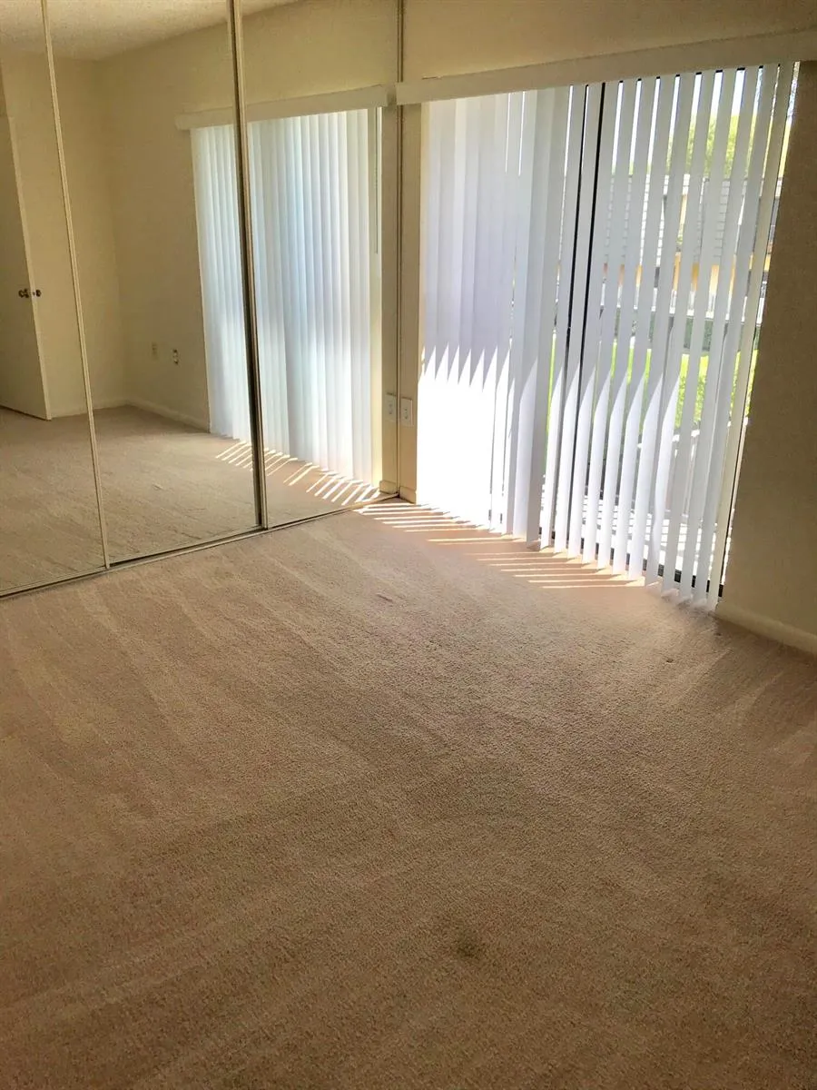 3719 37TH WAY West Palm Beach, FL 33407