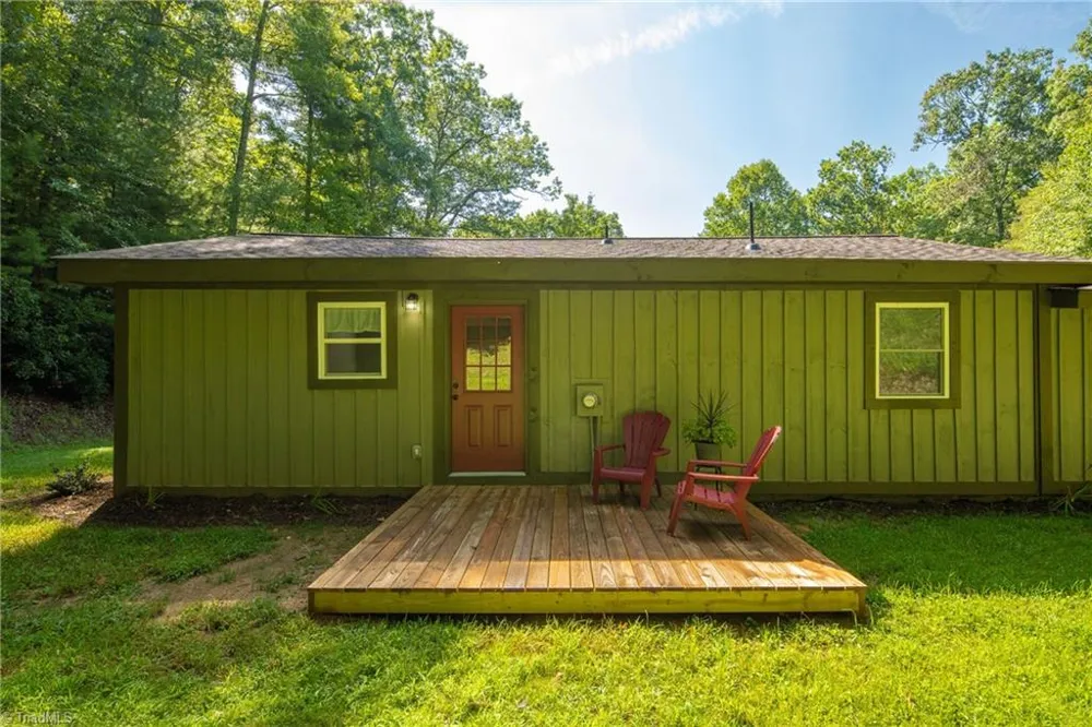 190 Hummingbird Lane Fleetwood, NC 28626