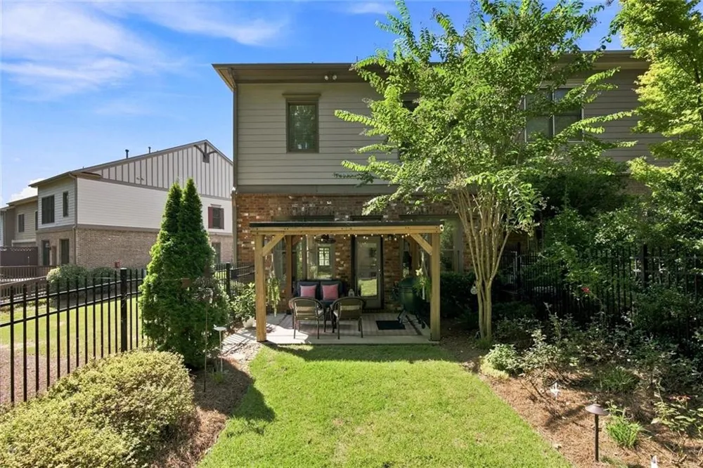 6915 Fellowship Lane Flowery Branch, GA 30542