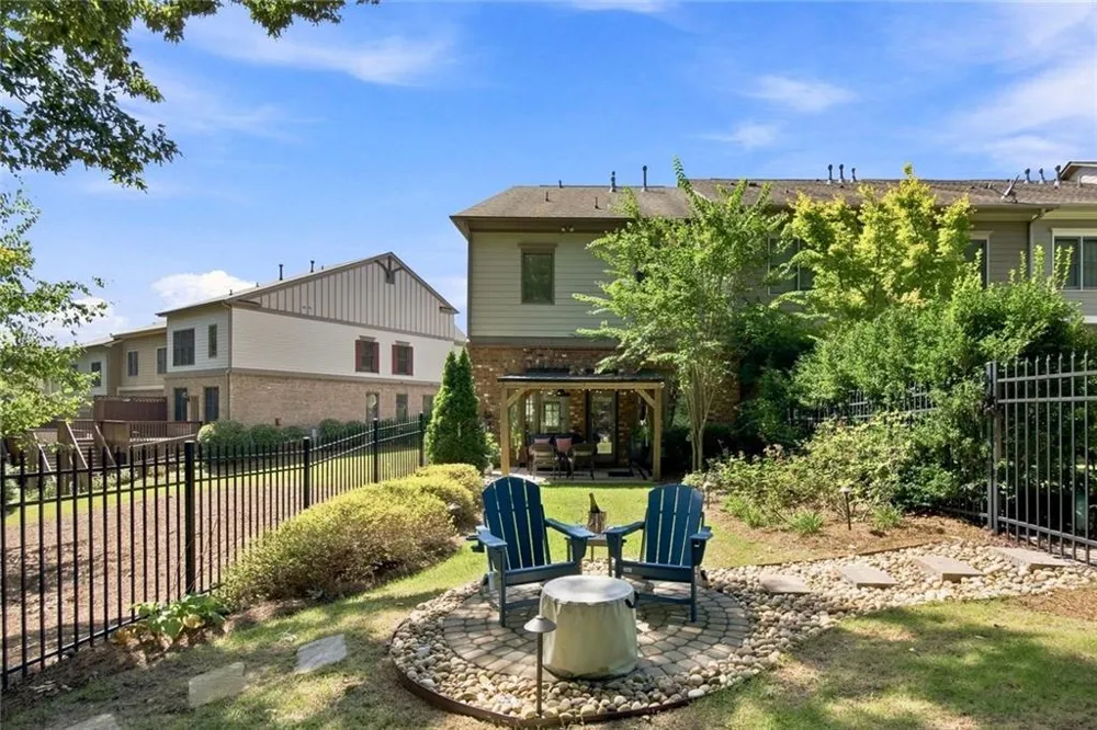 6915 Fellowship Lane Flowery Branch, GA 30542