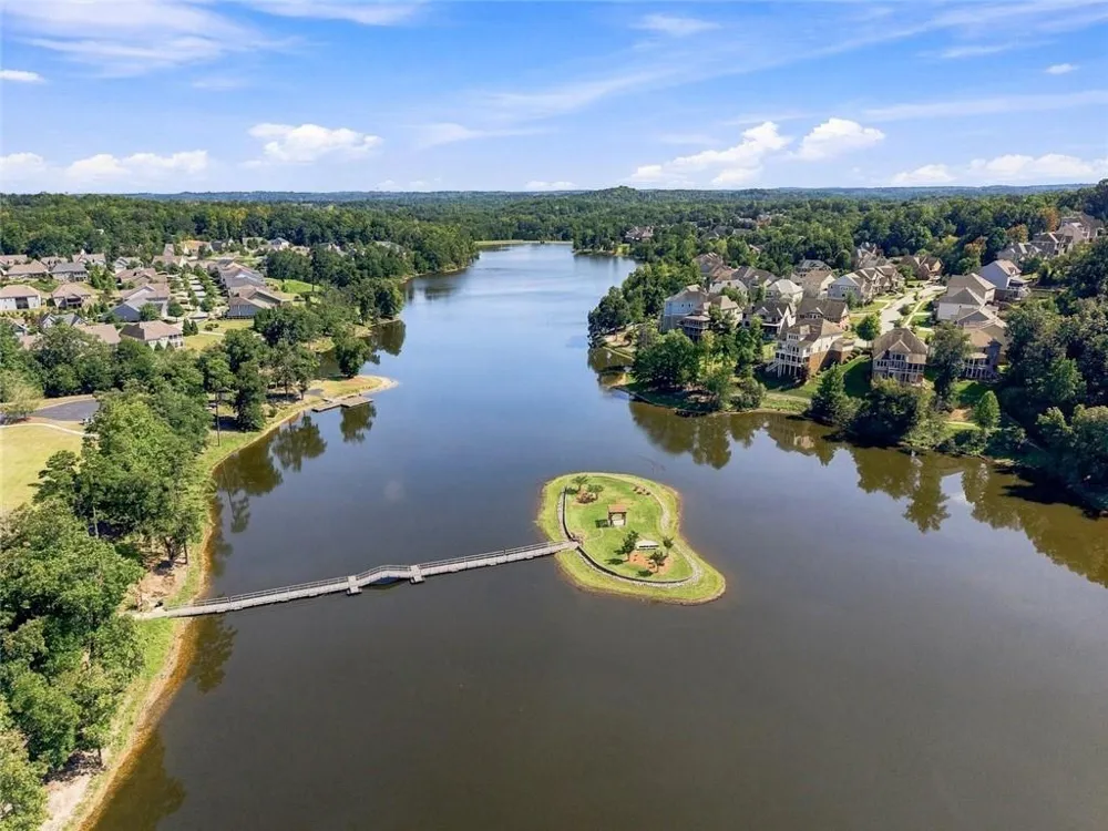 6915 Fellowship Lane Flowery Branch, GA 30542