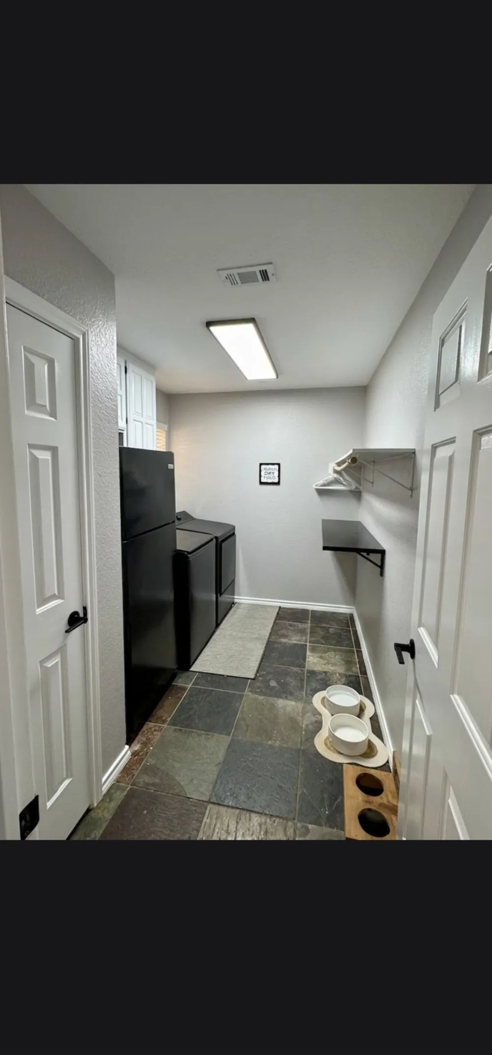 413 Flagstone Drive Burleson, TX 76028
