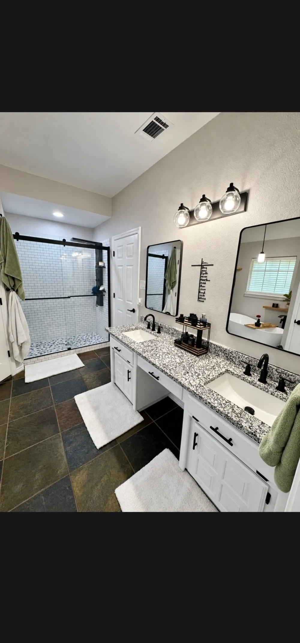 413 Flagstone Drive Burleson, TX 76028