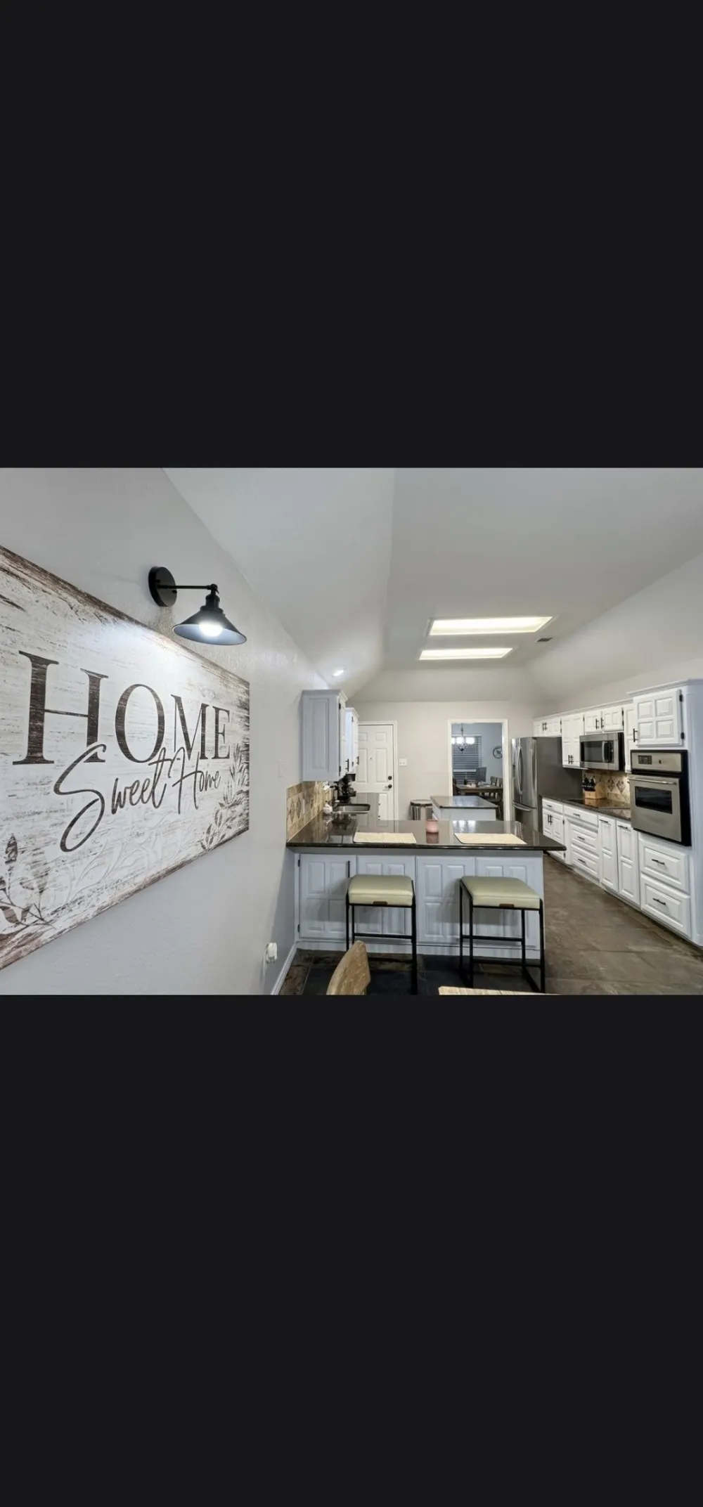 413 Flagstone Drive Burleson, TX 76028
