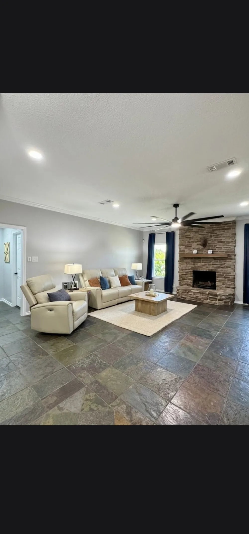 413 Flagstone Drive Burleson, TX 76028