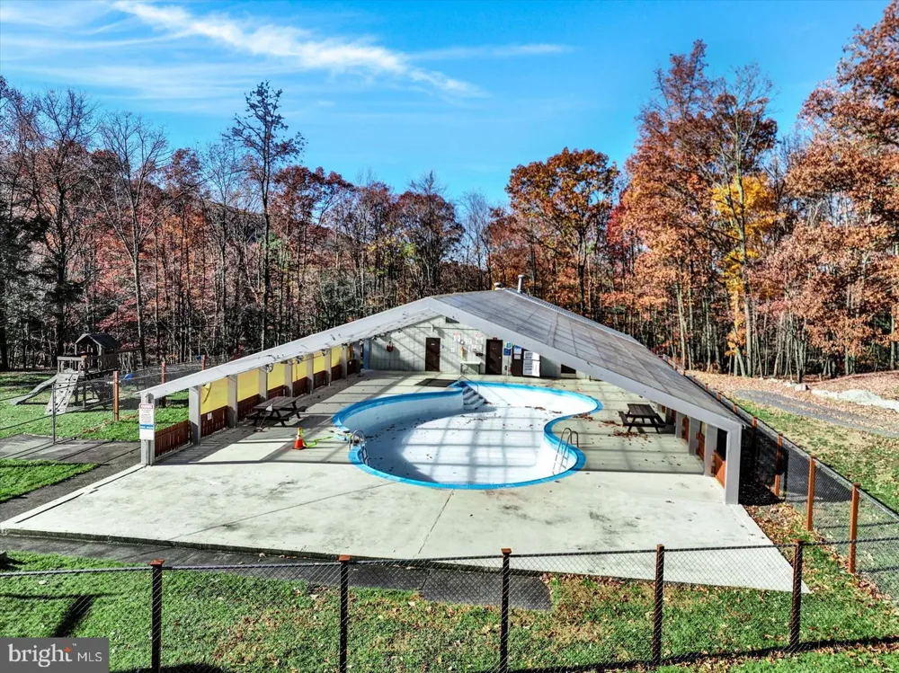 377 DAVOS CIRCLE Zion Grove, PA 17985