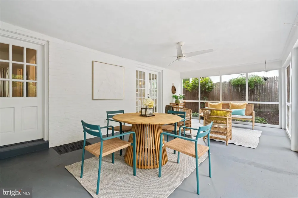 803 CHALFONTE DRIVE Alexandria, VA 22305