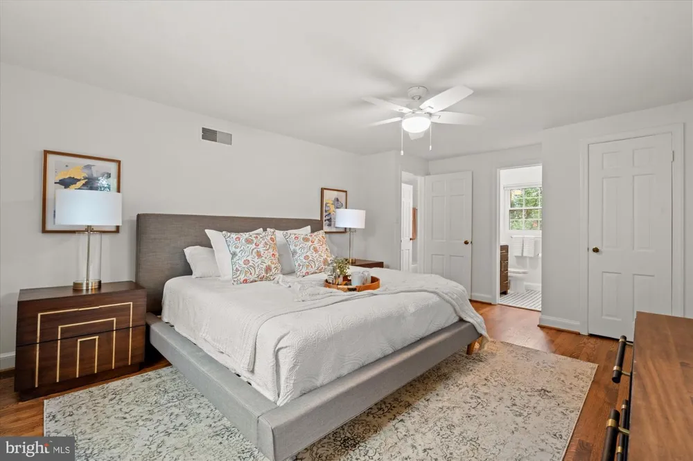 803 CHALFONTE DRIVE Alexandria, VA 22305