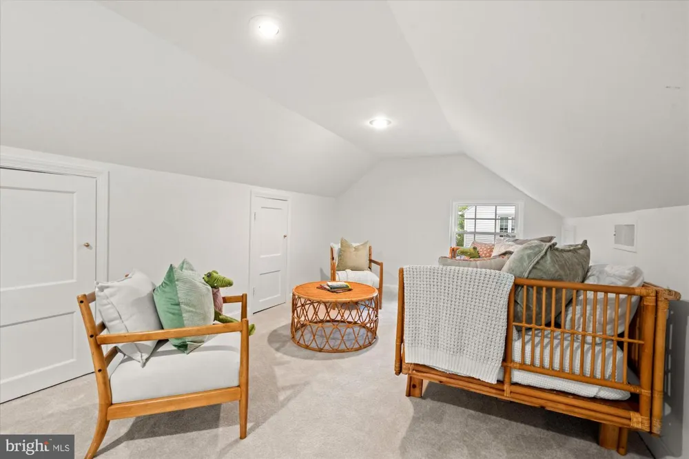 803 CHALFONTE DRIVE Alexandria, VA 22305
