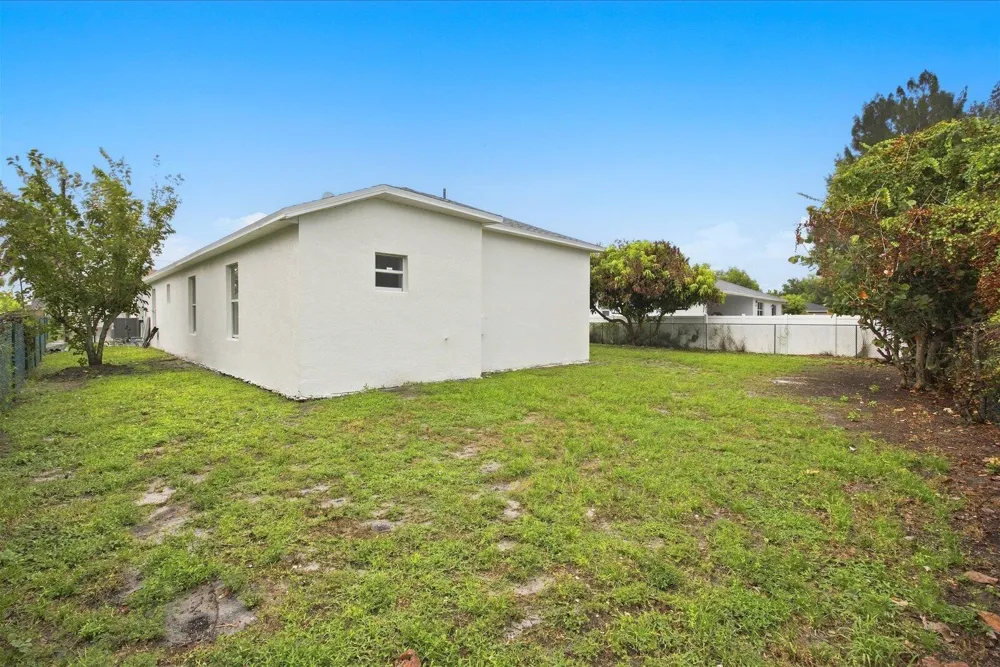 3641 SW San Benito Street Port St. Lucie, FL 34953