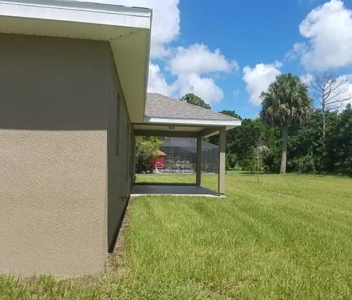702 SE WALTERS TERRACE Port St. Lucie, FL 34983