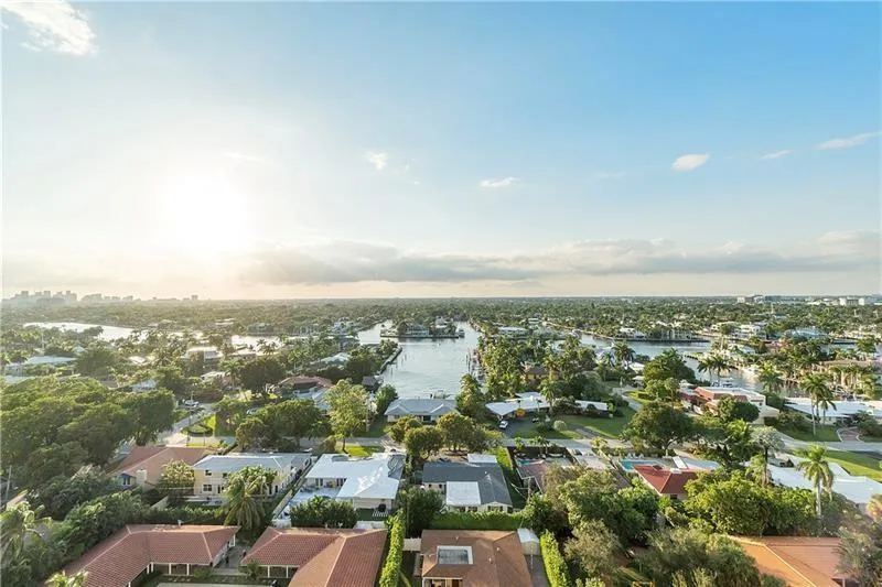 2200 NE 33RD AVENUE #9A Fort Lauderdale, FL 33305