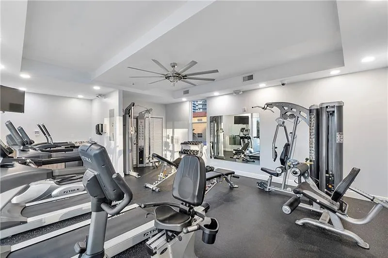 2200 NE 33RD AVENUE #9A Fort Lauderdale, FL 33305