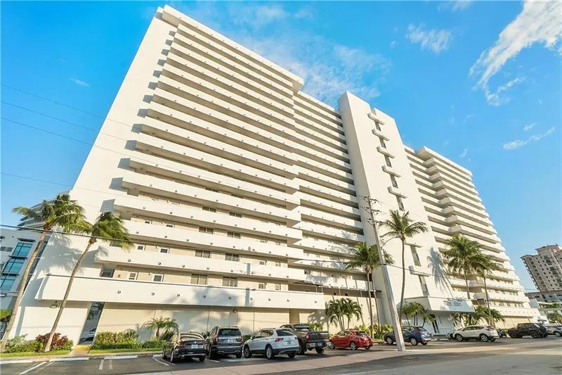 2200 NE 33RD AVENUE #9A Fort Lauderdale, FL 33305