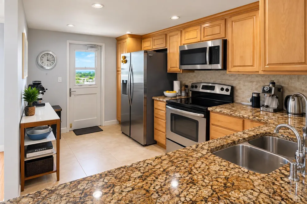 2200 NE 33RD AVENUE #9A Fort Lauderdale, FL 33305