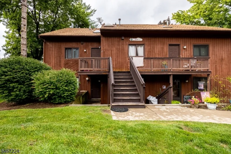 2 Alta Ct W #1 Unit 1 Vernon, NJ 07462