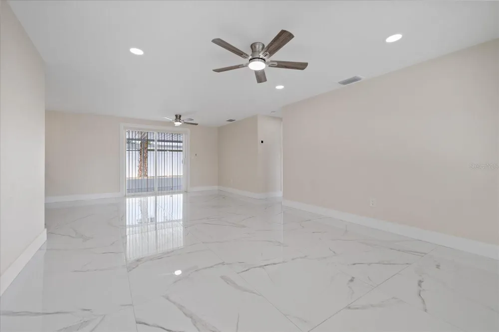 2229 ROSELAWN DRIVE Holiday, FL 34691