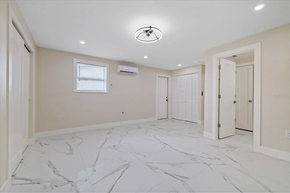 2229 ROSELAWN DRIVE Holiday, FL 34691