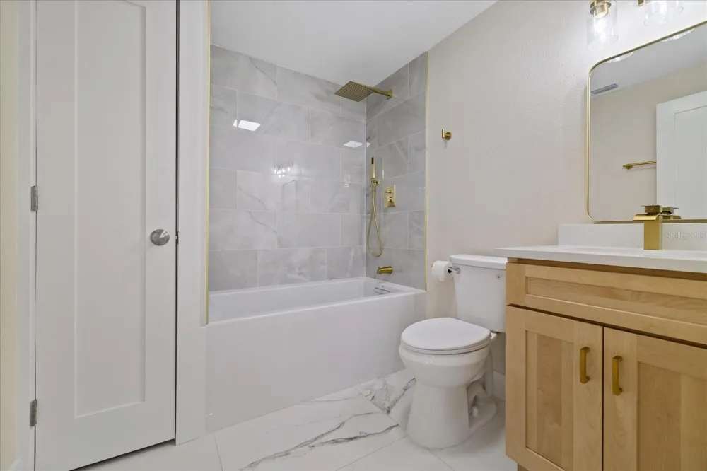 2229 ROSELAWN DRIVE Holiday, FL 34691