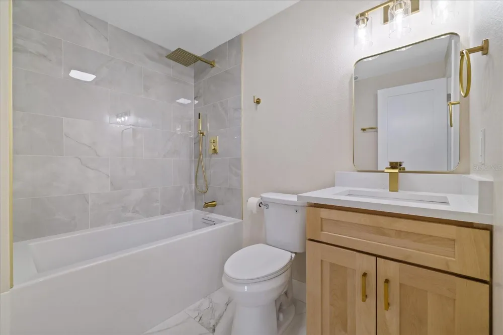 2229 ROSELAWN DRIVE Holiday, FL 34691