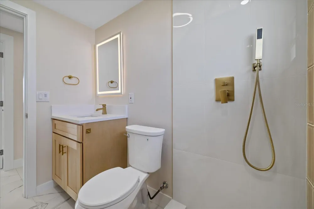 2229 ROSELAWN DRIVE Holiday, FL 34691