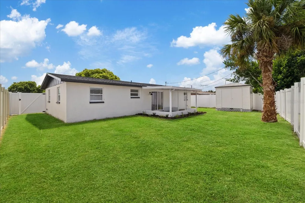 2229 ROSELAWN DRIVE Holiday, FL 34691