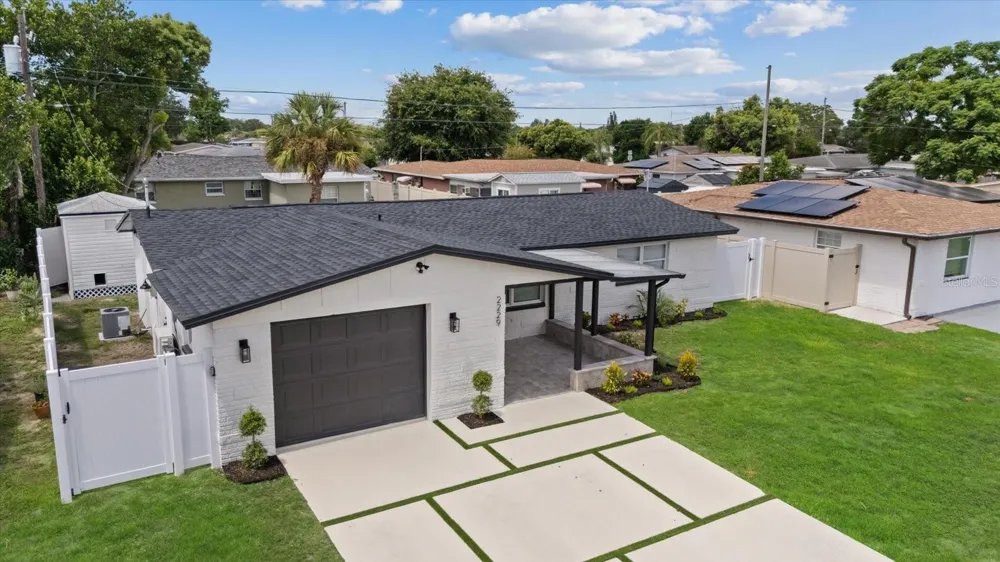 2229 ROSELAWN DRIVE Holiday, FL 34691
