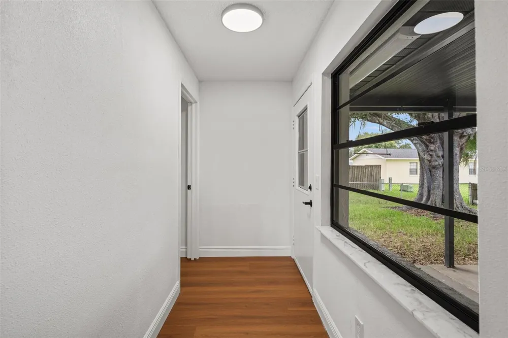 6111 18TH STREET Zephyrhills, FL 33542