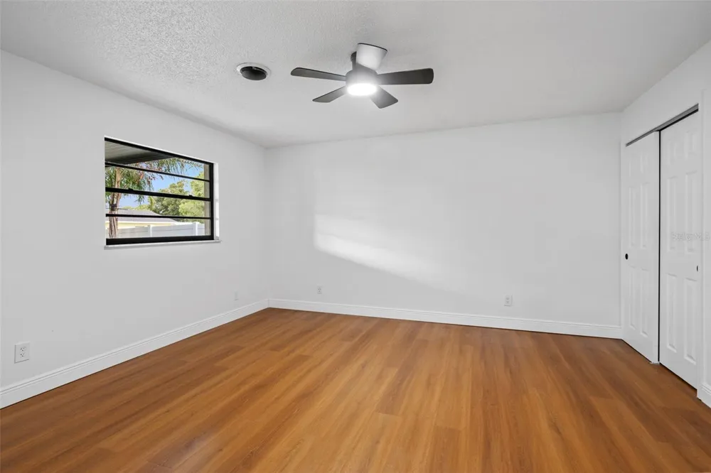 6111 18TH STREET Zephyrhills, FL 33542