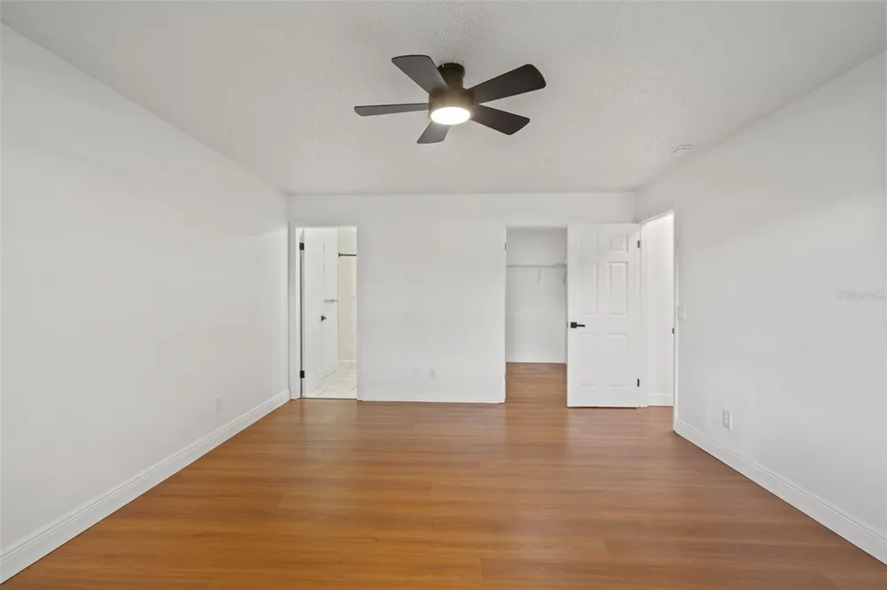 6111 18TH STREET Zephyrhills, FL 33542