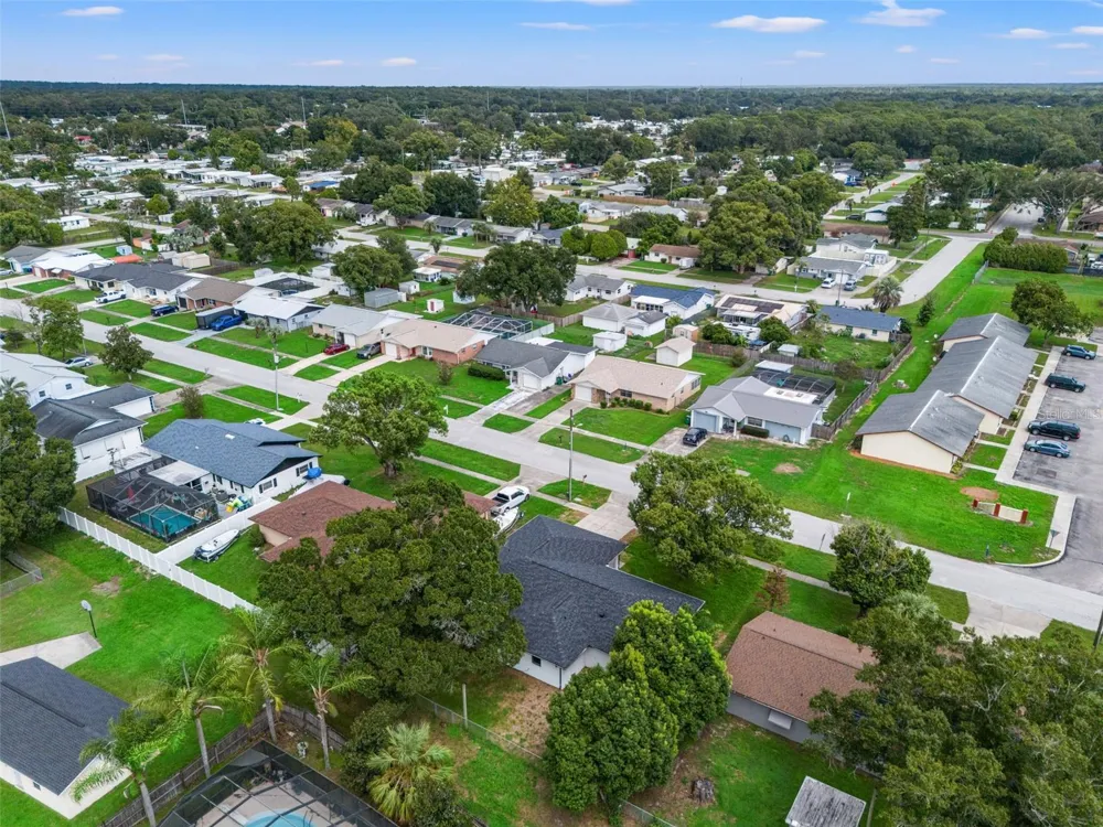 6111 18TH STREET Zephyrhills, FL 33542