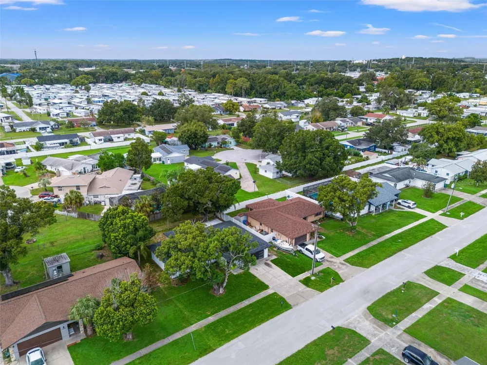 6111 18TH STREET Zephyrhills, FL 33542