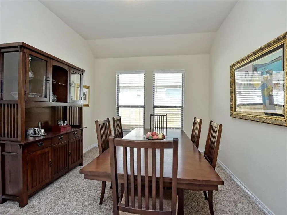912 Paseo De Castana Way Leander, TX 78641
