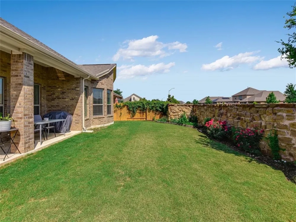 912 Paseo De Castana Way Leander, TX 78641
