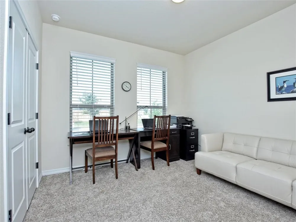 912 Paseo De Castana Way Leander, TX 78641