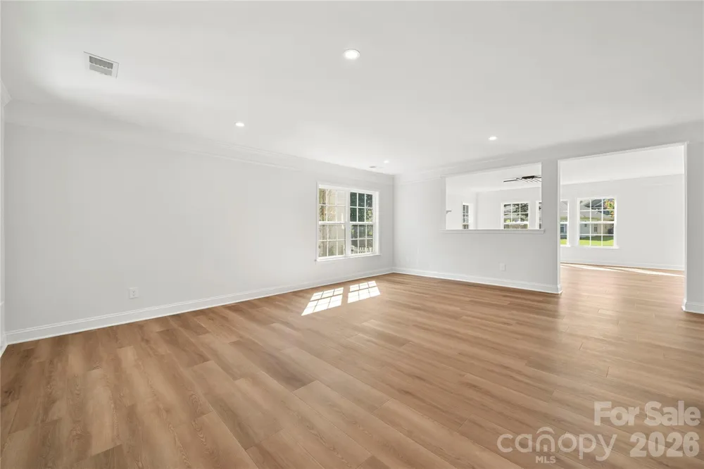 10925 Rousay Road Charlotte, NC 28278