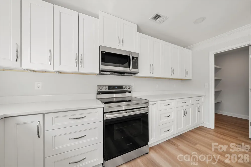 10925 Rousay Road Charlotte, NC 28278