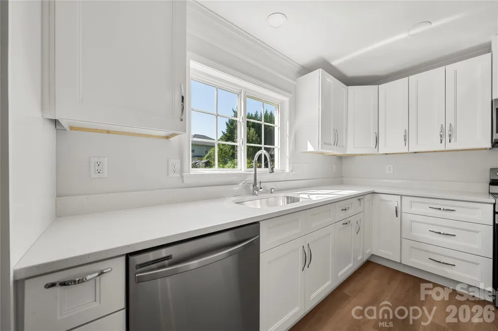 10925 Rousay Road Charlotte, NC 28278