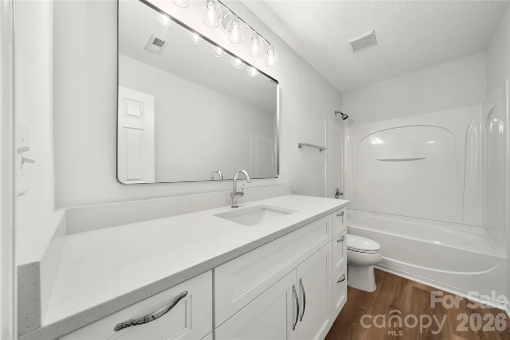 10925 Rousay Road Charlotte, NC 28278