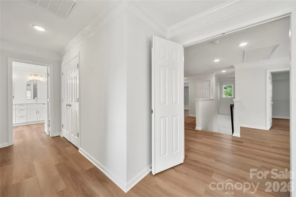 10925 Rousay Road Charlotte, NC 28278