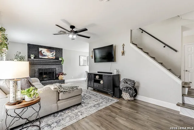 3306 Turnabout Schertz, TX 78108