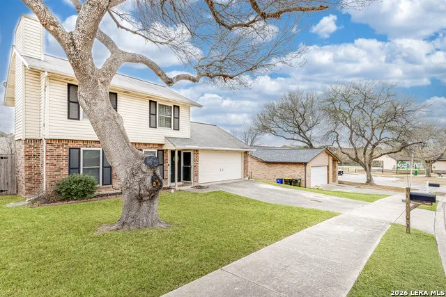 3306 Turnabout Schertz, TX 78108