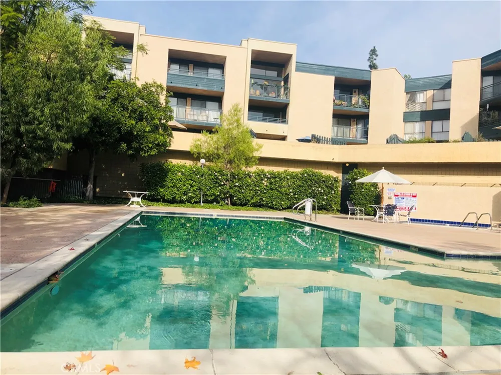 4499 Via Marisol #314 Los Angeles, CA 90042