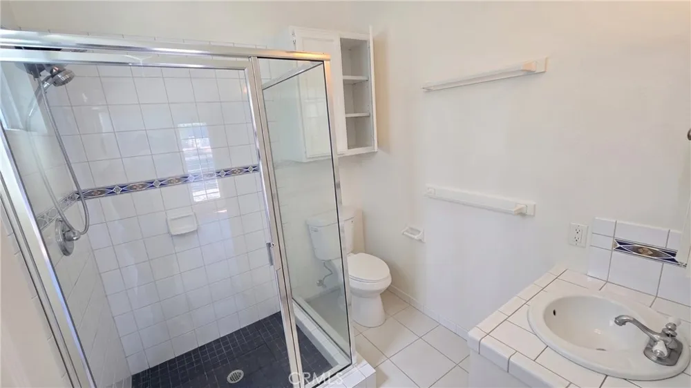 3853 Duke Los Angeles, CA 90031