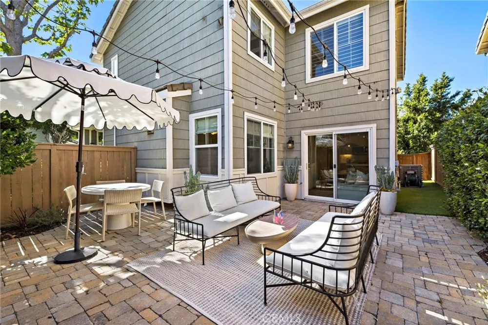 24 Fieldhouse Ladera Ranch, CA 92694